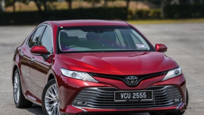 Toyota Camry 2019 bất ngờ tăng giá bán tại Malaysia