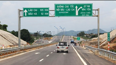 Bộ GTVT yêu cầu VEC giải quyết dứt điểm các vướng mắc trên cao tốc Nội Bài - Lào Cai trước ngày 30/9