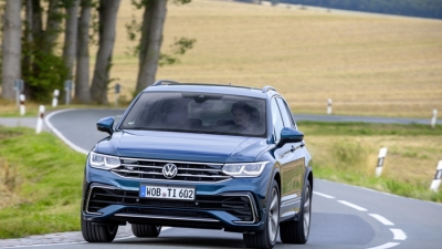 Volkswagen Tiguan 2021 có giá bán từ 744 triệu đồng tại Anh quốc