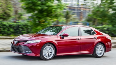 Phân khúc sedan hạng D tháng 3/2020: Toyota Camry chấp hết các đối thủ cộng lại