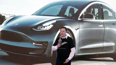 Doanh thu Tesla cao kỷ lục