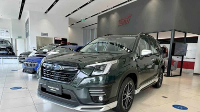 Subaru mở phòng trưng bày mới, giảm giá xe gần nửa tỷ đồng