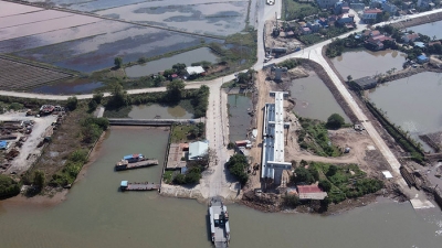 Nam Định: Cận cảnh cầu Đống Cao nối hai bờ sông Đào