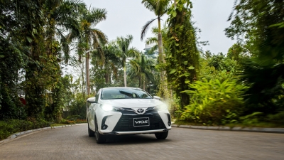 ‘Vua doanh số’ Toyota Vios, Corolla Cross đồng loạt giảm giá