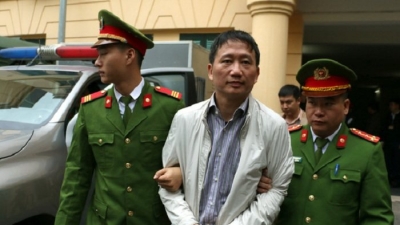 Trịnh Xuân Thanh và em trai ông Đinh La Thăng hầu tòa vụ tham ô tại PVP Land