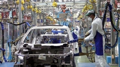 Bộ Tài chính ‘hứa’ nghiên cứu miễn thuế tiêu thụ đặc biệt đối với linh kiện ô tô
