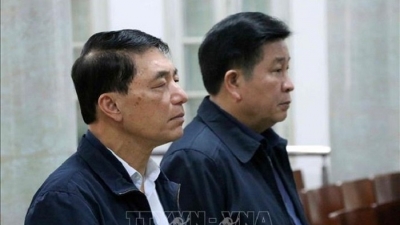 Cựu thứ trưởng công an Bùi Văn Thành và Trần Việt Tân bị đề nghị phạt 30-42 tháng tù
