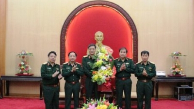 Đại tá Phạm Hồng Chương được thăng quân hàm cấp tướng