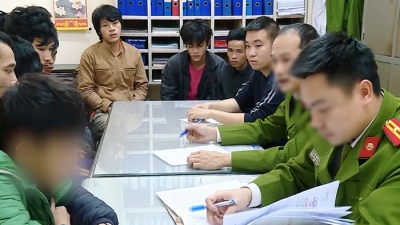 Làm rõ nghi án chủ thầu xây dựng trả công thợ bằng ma túy tại Hà Nội