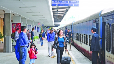 Ngành đường sắt cách ly gần 70 nhân viên tiếp xúc với hành khách của chuyến bay VN0054