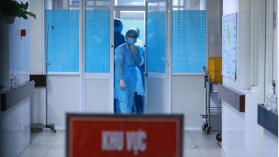 Thêm 7 ca dương tính, số bệnh nhân Covid-19 tại Việt Nam vọt lên 141 người