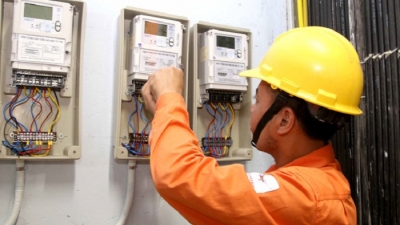 Giảm giá điện, Bộ Tài chính nhắc đừng để lỗ gây áp lực tăng giá