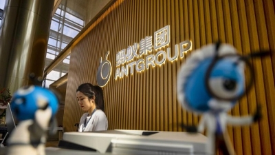 Các tập đoàn công nghệ tìm cách xoa dịu 'cơn thịnh nộ' của Bắc Kinh