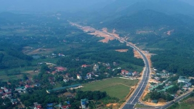 Chọn nhà thầu xây đường liên kết vùng Hòa Bình - Hà Nội và cao tốc Sơn La 4.120 tỷ
