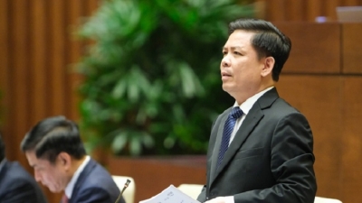 Bộ trưởng Nguyễn Văn Thể: 'Ngành giao thông giờ không ai dám làm sai, ký tá cân đong đo đếm'