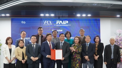 Chính thức ra mắt Liên chi hội Tài chính khu công nghiệp Việt Nam