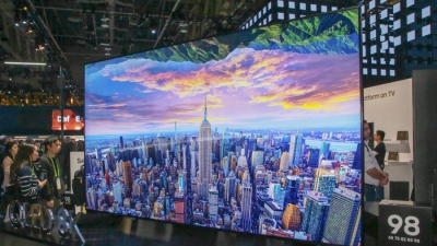Samsung 'trình làng' TV QLED 8K tại Việt Nam với giá 2,3 tỷ đồng