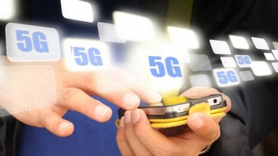 Bộ trưởng Bộ TT&TT 'thúc' MobiFone và VinaPhone sớm thử nghiệm 5G