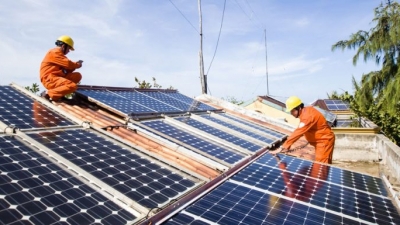 Người dân lắp điện mặt trời sẽ được hỗ trợ tối đa 6 triệu đồng
