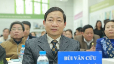 Thủ tướng cảnh cáo Phó chủ tịch tỉnh Hòa Bình Bùi Văn Cửu