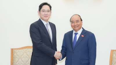 Thủ tướng đề nghị Samsung đầu tư nhà máy sản xuất sản phẩm bán dẫn tại Việt Nam