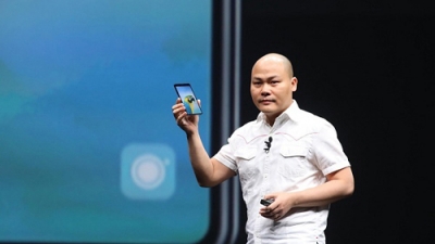 Lo ngại virus corona, CEO Bkav Nguyễn Tử Quảng để fan quyết định thời điểm ra mắt Bphone 4