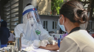 Thêm 18 người nhiễm Covid-19 tại Việt Nam, 1 ca là bác sỹ tại Đồng Nai