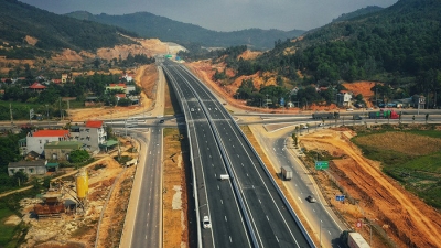 Bộ GTVT 'chốt' thời gian khởi công 3 dự án cao tốc Bắc - Nam chuyển sang đầu tư công