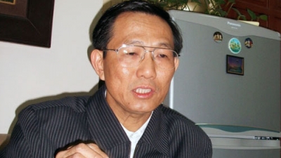 Nguyên Thứ trưởng Bộ Y tế Cao Minh Quang bị cách tất cả các chức vụ trong Đảng