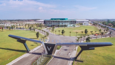 Hà Tĩnh xem xét đề xuất xây nhà máy sản xuất ô tô kết hợp cảng biển của Vingroup