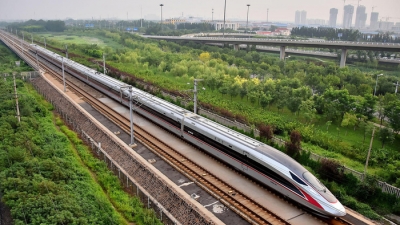 Trình Bộ Chính trị xem xét chủ trương đầu tư dự án đường sắt cao tốc Bắc - Nam vào tháng 9