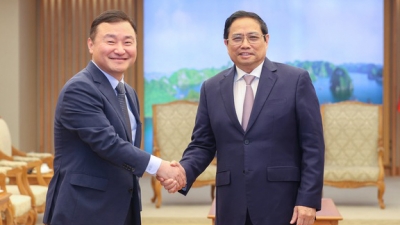 Thủ tướng đề nghị Samsung mở rộng nhà máy sản xuất sản phẩm bán dẫn tại Việt Nam