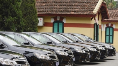 Thừa Thiên - Huế lý giải việc thừa 125 xe công