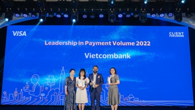 Vietcombank được trao tặng nhiều giải thưởng quan trọng của tổ chức thẻ quốc tế Visa 