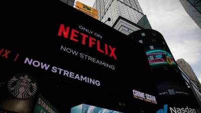 Doanh thu giảm, Netflix cân nhắc bắt người dùng xem quảng cáo