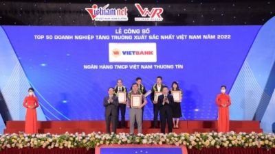 Vietbank lọt top 50 doanh nghiệp tăng trưởng xuất sắc nhất Việt Nam 2022