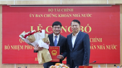 Ông Hoàng Văn Thu làm Phó chủ tịch Ủy ban Chứng khoán Nhà nước