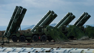 Nga điều rồng lửa S-400 bảo vệ cầu Crimea, Mỹ áp sát tên lửa Tomahawk