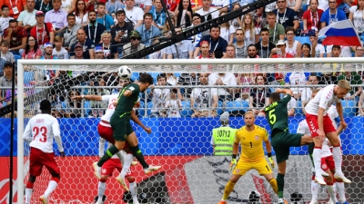 Kết quả World Cup ngày 21/6: Úc hòa Đan Mạch nhờ công nghệ VAR