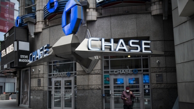 Bloomberg: Nhà Trắng yêu cầu các ngân hàng Mỹ làm việc với Nga 'một cách kín đáo'
