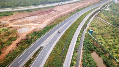 Quảng Ngãi đề nghị sớm bàn giao mốc GPMB cao tốc Bắc – Nam
