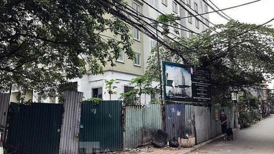Hàng nghìn tỷ đồng 'chôn' theo nhà tái định cư bỏ hoang ở Hà Nội