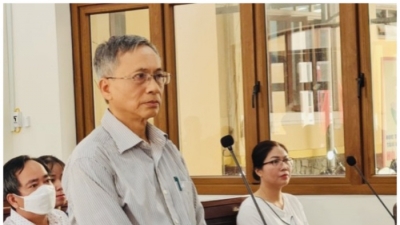 Phiên xét xử cựu GĐ Ngân hàng Nhà nước chi nhánh Đồng Nai tiếp tục bị hoãn