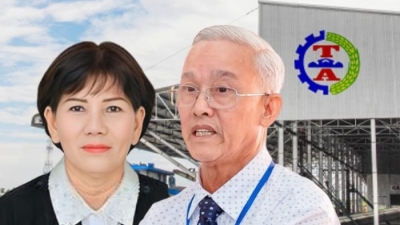 Vợ chồng Chủ tịch và Tổng giám đốc gạo Trung An (TAR) xin từ nhiệm