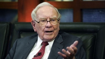 Phá vỡ quy tắc, tỷ phú Warren Buffet rót 600 triệu USD vào 2 công ty fintech