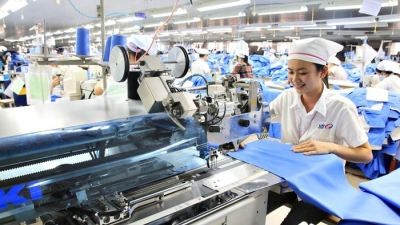 Nhiều công ty dệt may chuyển hoạt động sản xuất từ Trung Quốc sang Việt Nam và Bangladesh