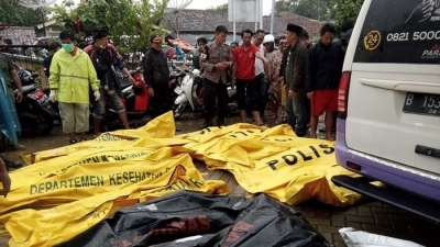 Sóng thần ở Indonesia: Số người chết tăng nhanh lên 168