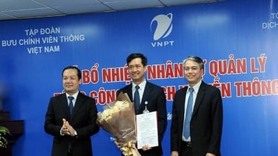 Ông Nguyễn Nam Long giữ ghế Tổng giám đốc VinaPhone