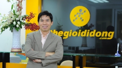 Chủ tịch MWG Nguyễn Đức Tài lần đầu tiết lộ lý do mở chuỗi Điện thoại Siêu rẻ