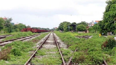 Nghiên cứu tiếp tục triển khai dự án đường sắt 7.600 tỷ đồng từ Quảng Ninh đến Hà Nội